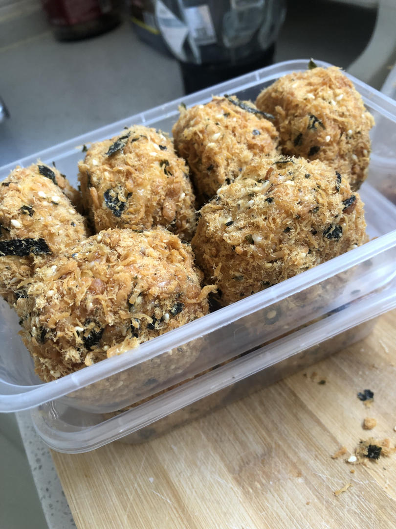 【海苔肉松小贝】酥松香甜，不浪费边角料