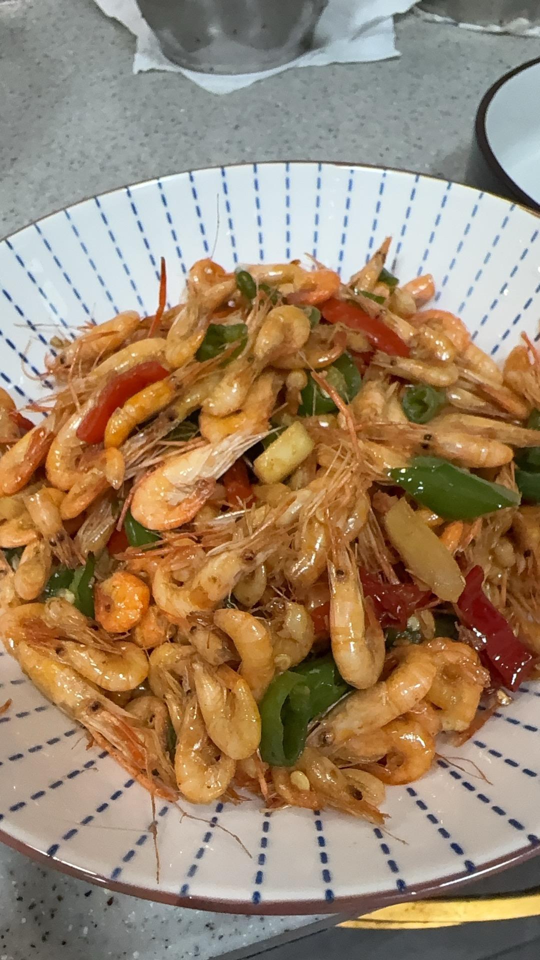 家常徽菜：青椒炒小河虾