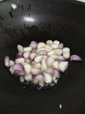 土豆胡萝卜咖喱鸡的做法 步骤5