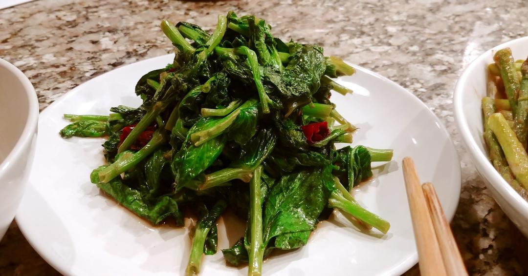 清炒豌豆苗