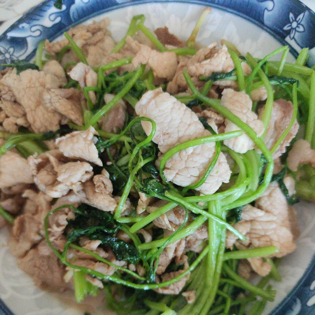 香菜炒肉丝