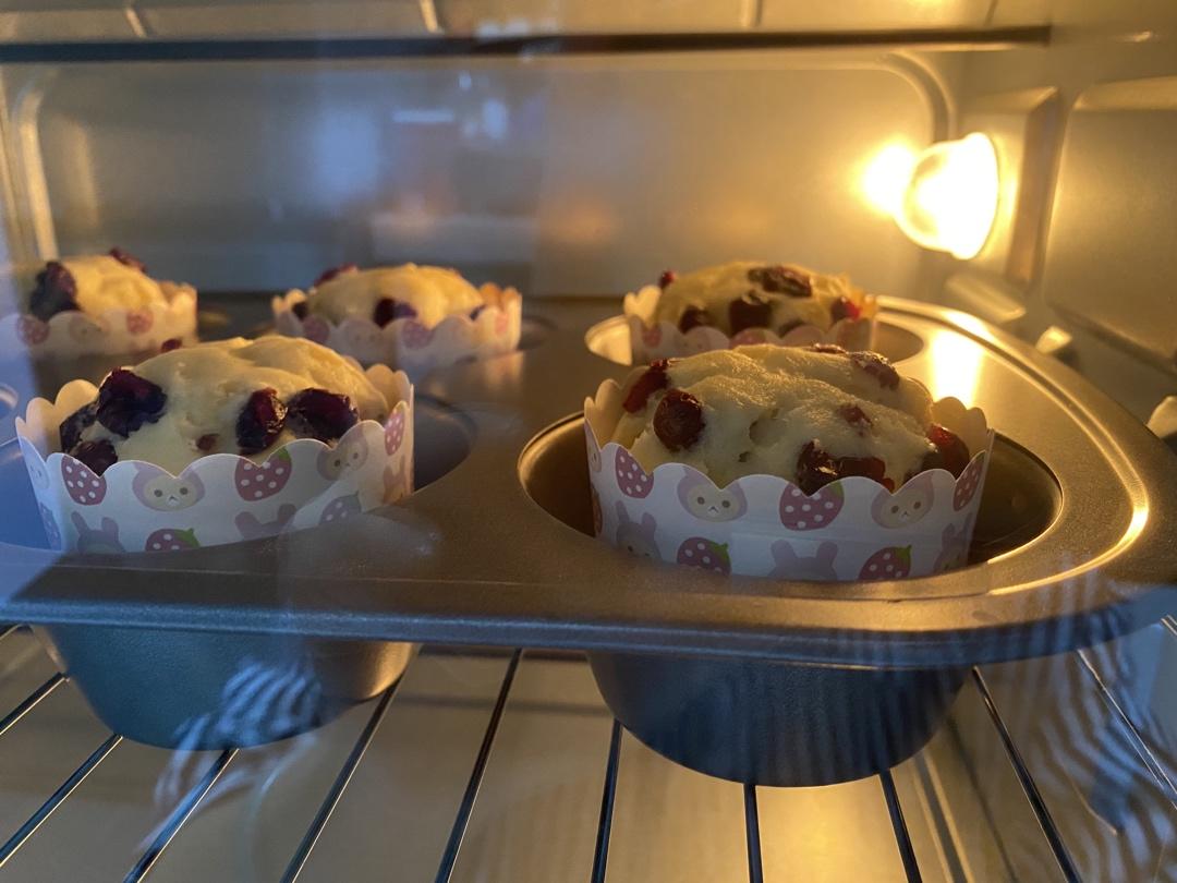 少女心的香蕉蔓越莓玛芬