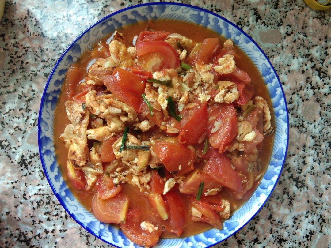 番茄炒蛋（西红柿炒鸡蛋）