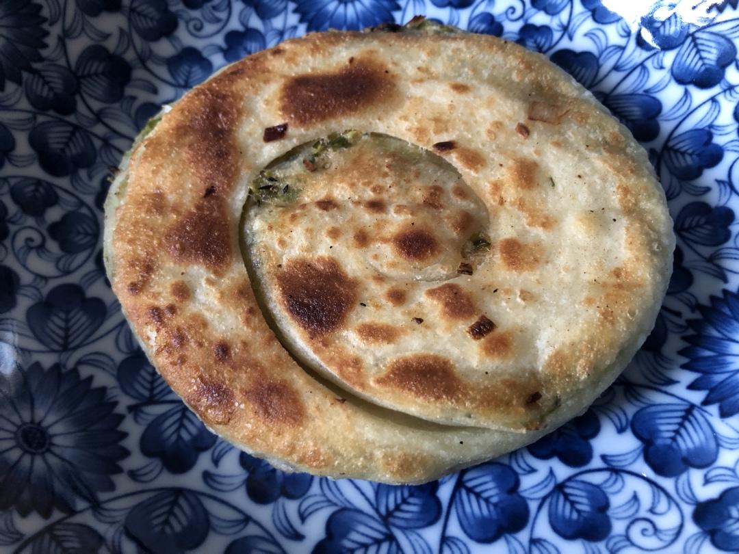 葱油饼（附外酥里嫩的技巧）