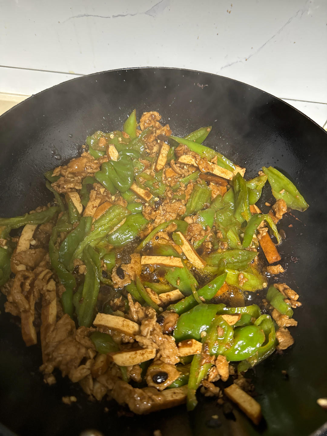 正宗辣椒炒肉