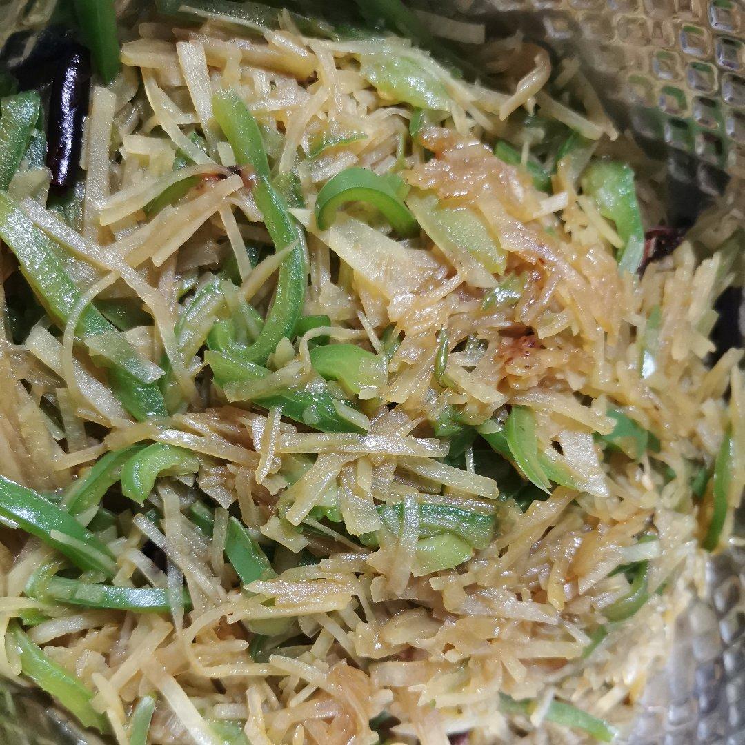 好吃到尖叫的尖椒土豆丝