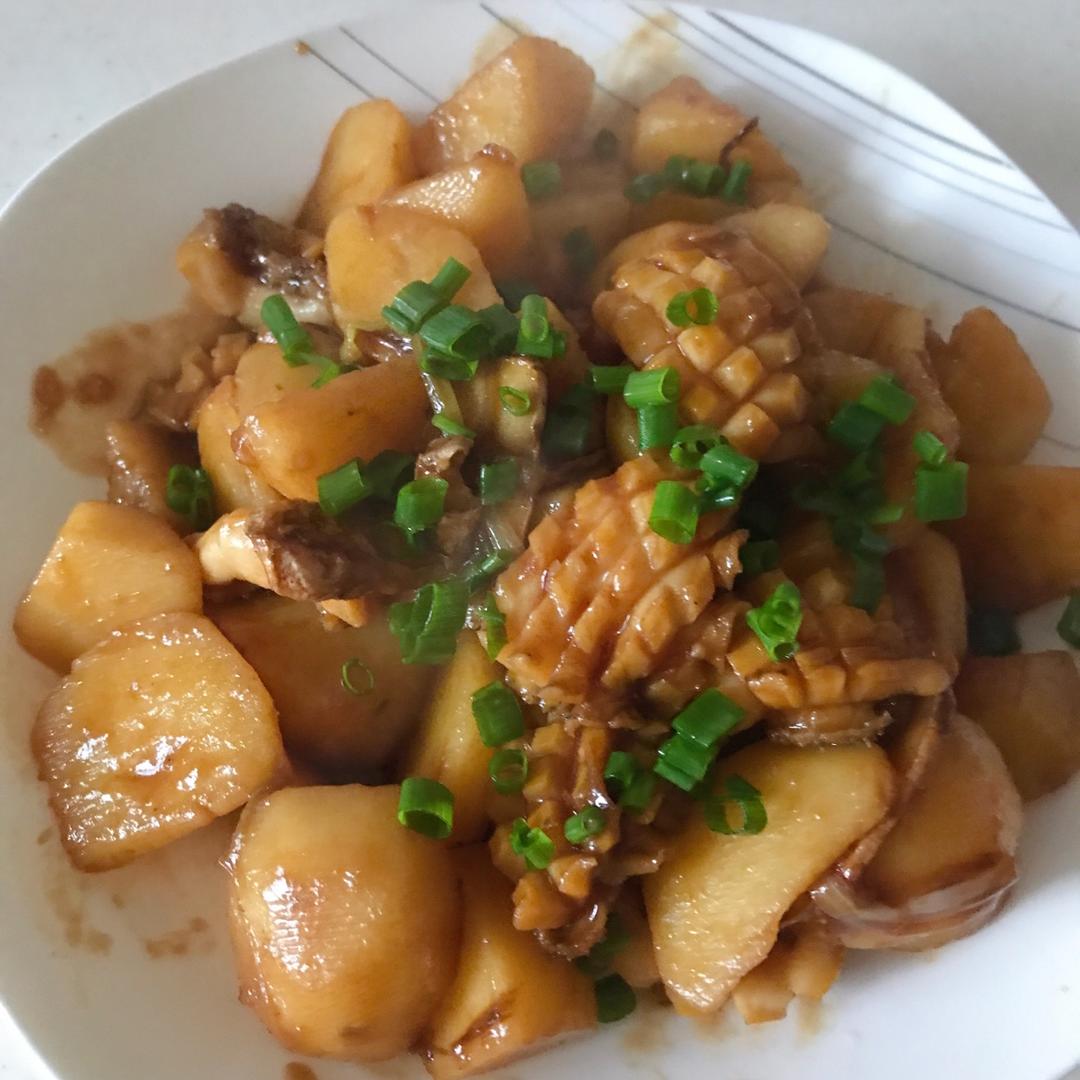 鲍鱼炖土豆