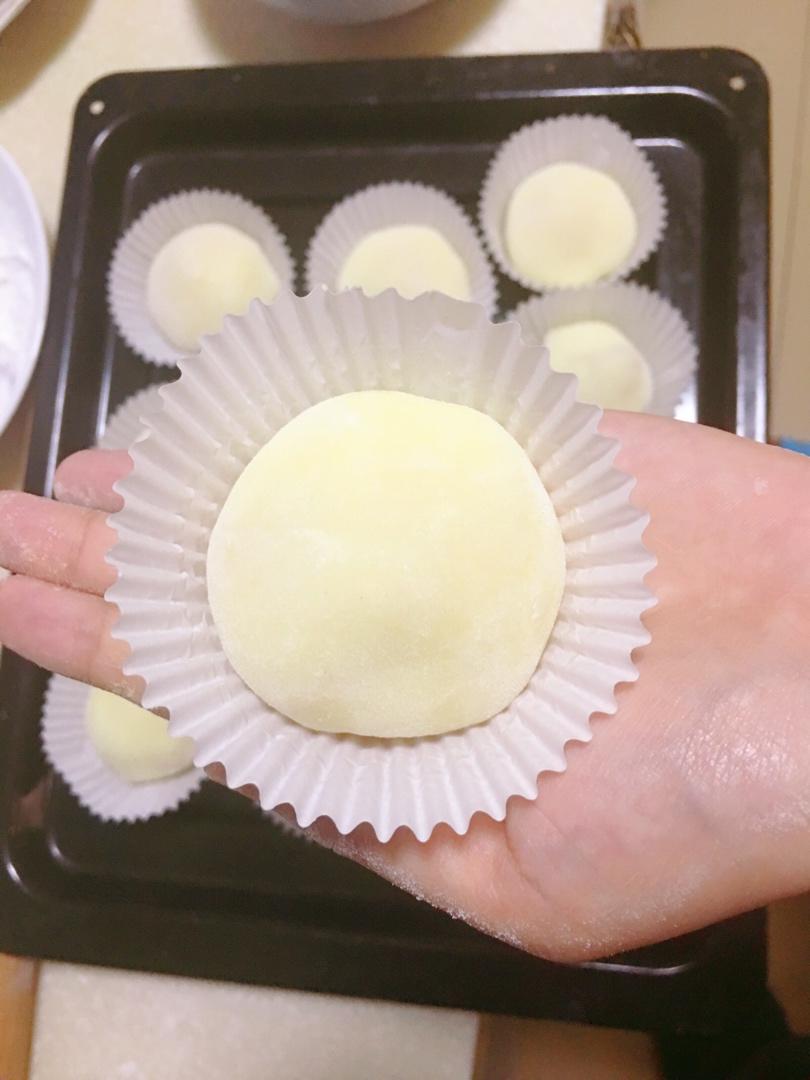 腹黑白胖子——奥利奥雪媚娘