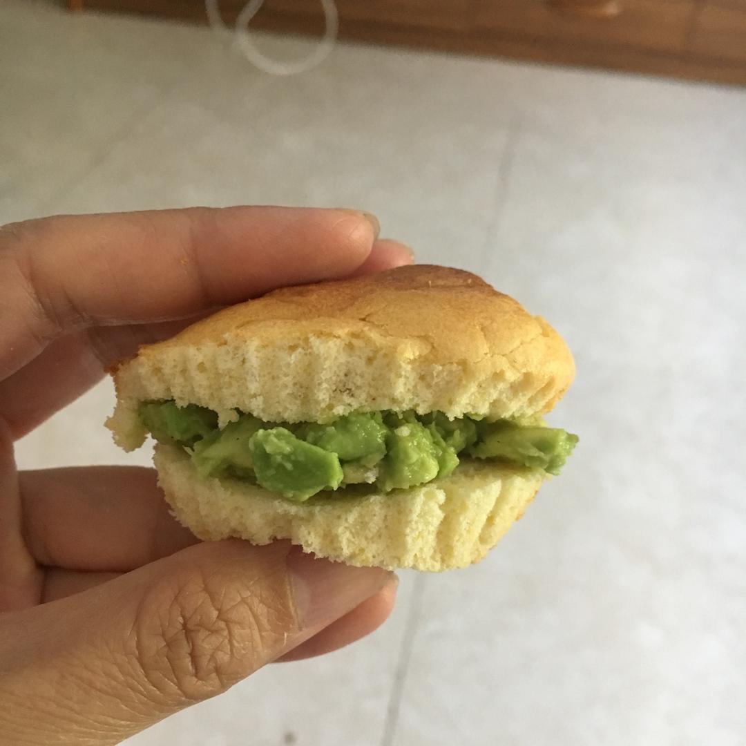 烤箱做蛋糕（戚风蛋糕的做法）