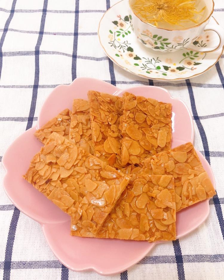 杏仁瓦片