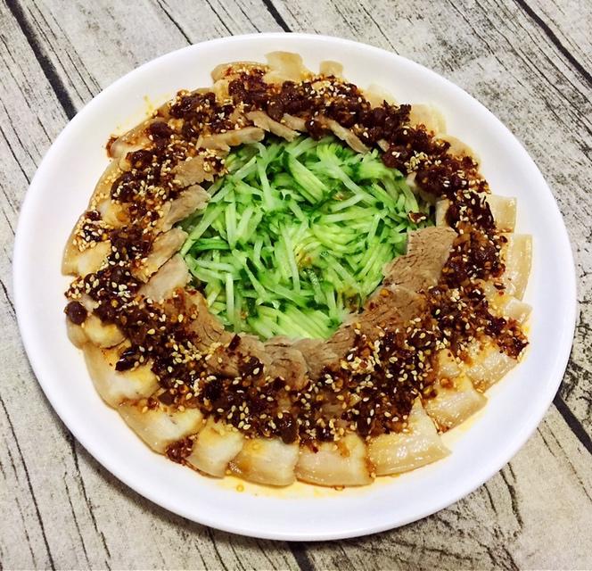 蒜泥白肉