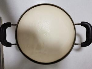 椰蓉炼乳吐司的做法 步骤5