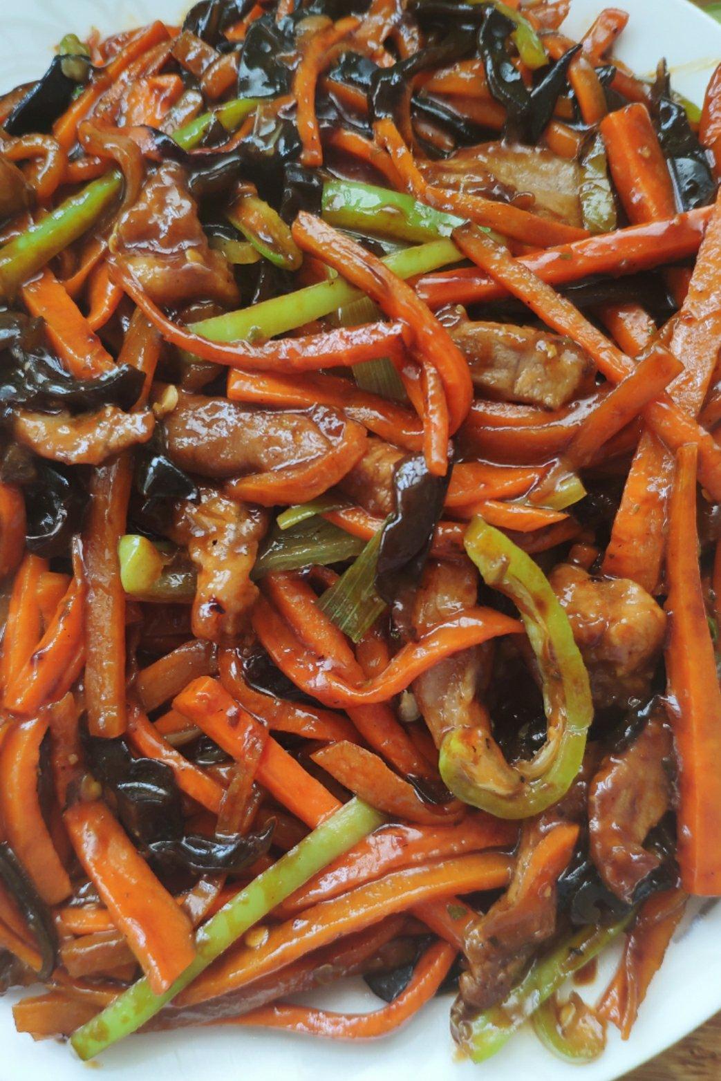 【原创】超下饭的家常川菜-鱼香肉丝（北方口味改良版）