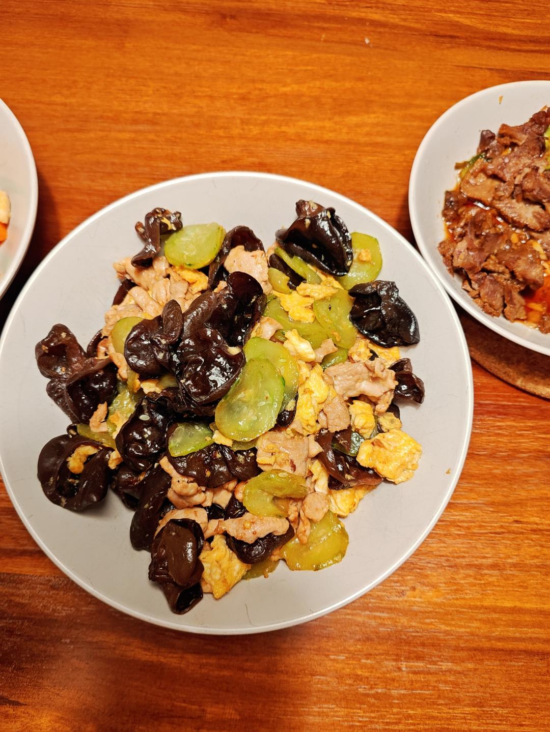 适合小朋友口味的简易版木须肉，新手烹饪必学家常菜，一盘5种食材，鲜香下饭