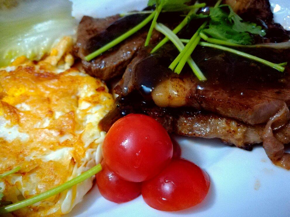 好吃到哭的煎牛排