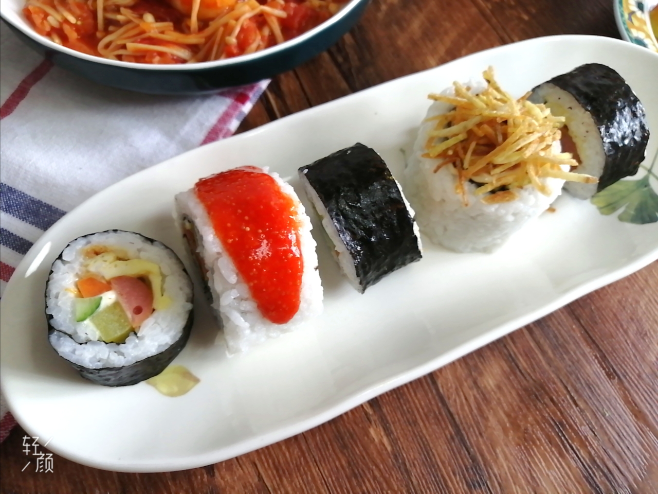 反卷寿司~~超简单的寿司反卷法，小白零失败（另附如何用普通电饭锅焖出软糯香甜的白米饭法）的做法