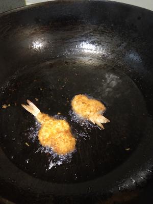 宝贝最爱吃🌸一虾三吃之黄金蝴蝶虾&虾油&香酥虾头的做法 步骤9