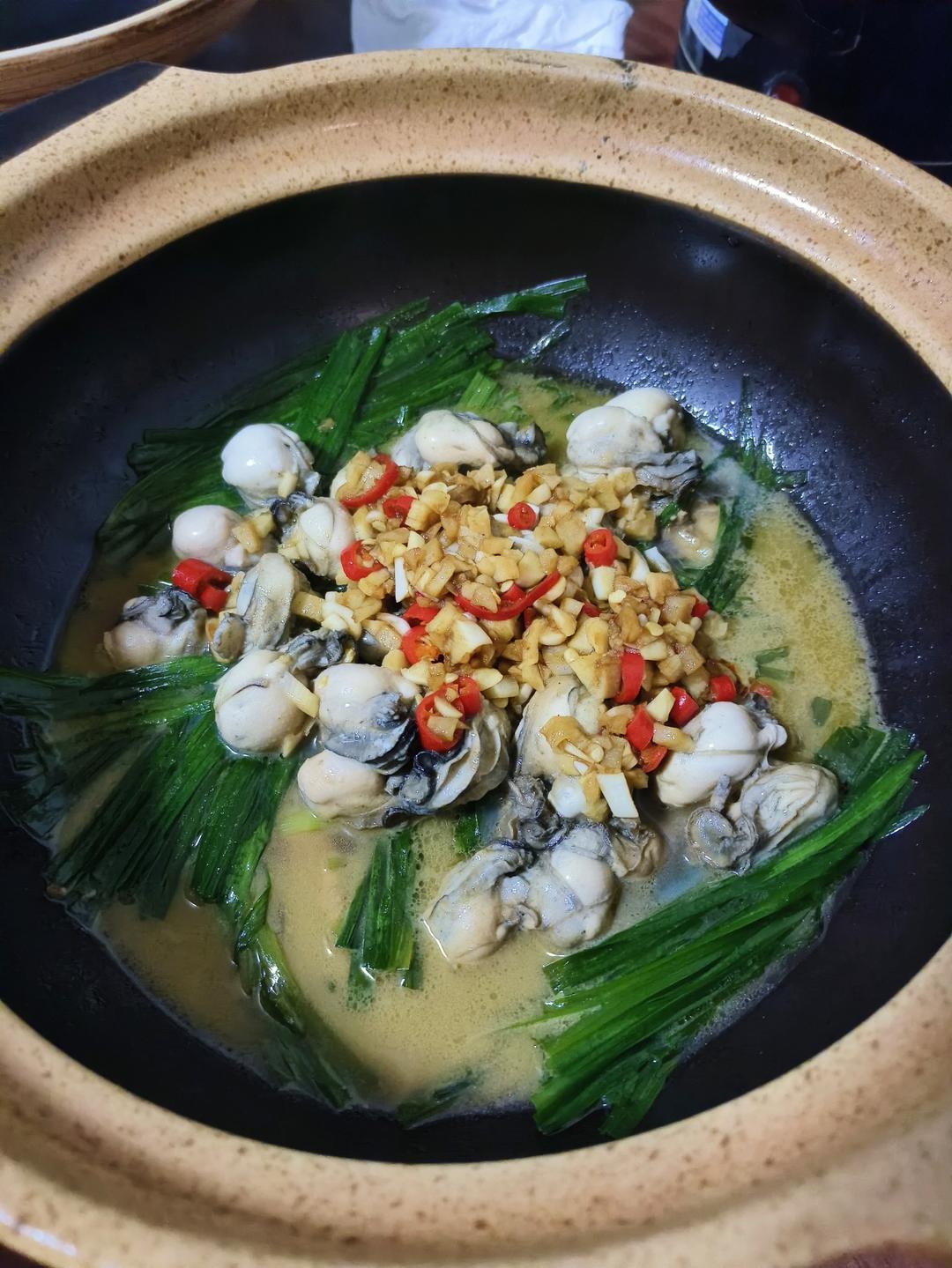 生蚝韭菜煲
