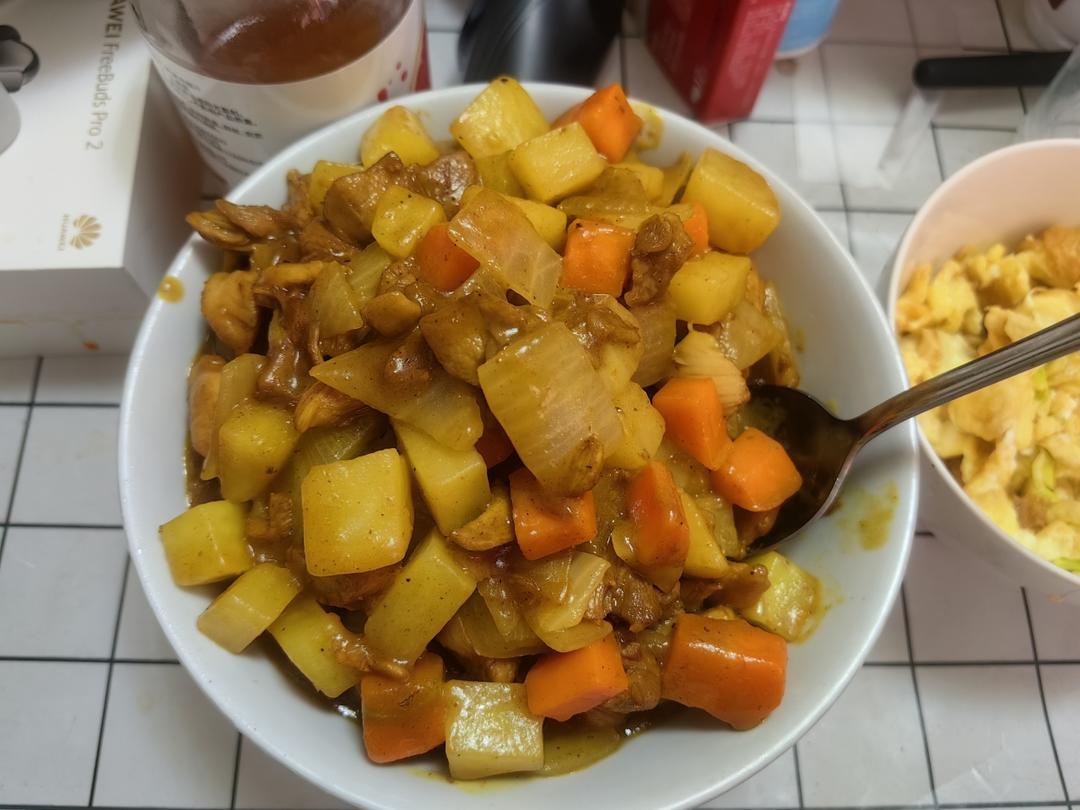 咖喱土豆鸡块