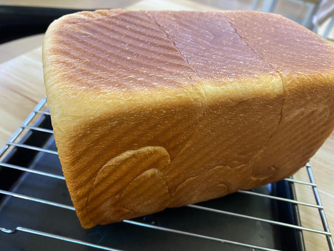 吐司，奶香手撕面包，超级香浓