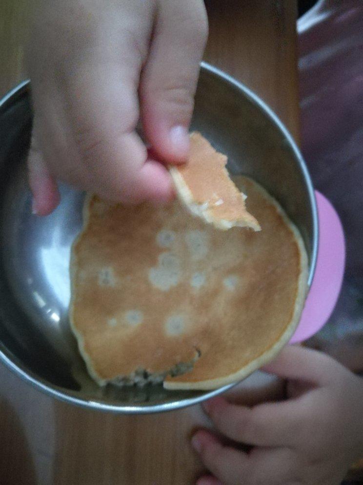 【减脂早餐】无油香蕉松饼（超简单）