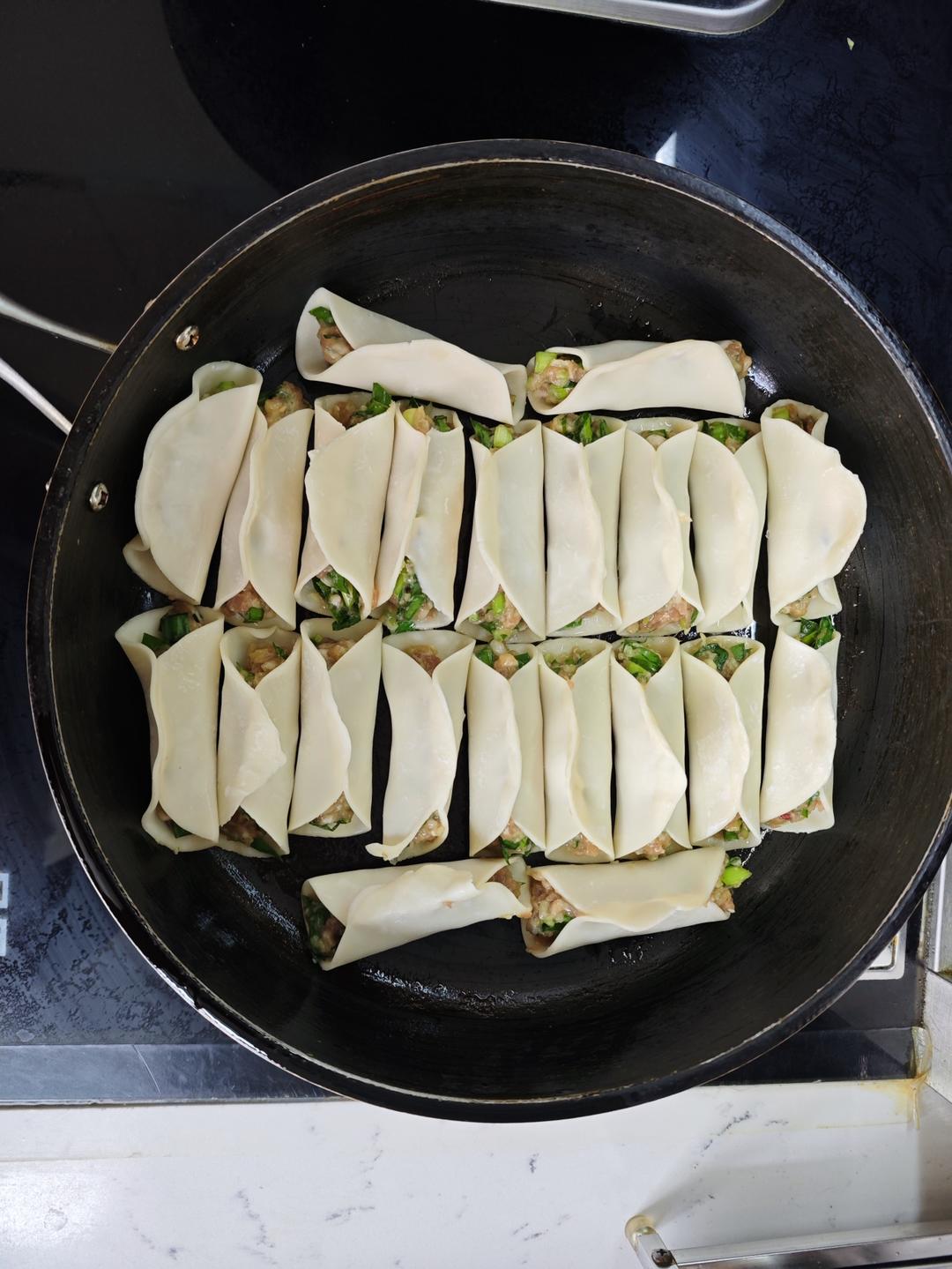 快手锅贴饺