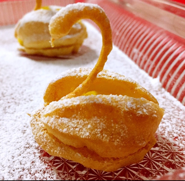 德菲丝松露做的天鹅泡芙