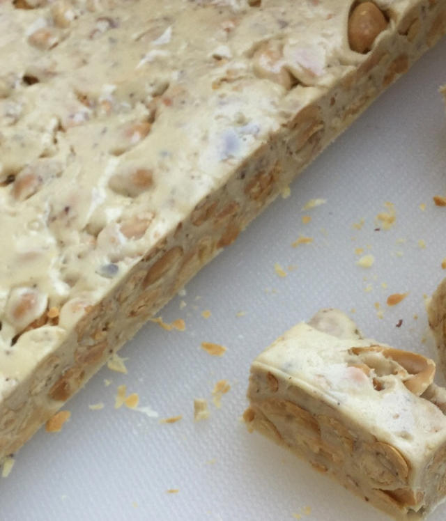 《Tinrry下午茶》教你做熬糖版牛轧糖