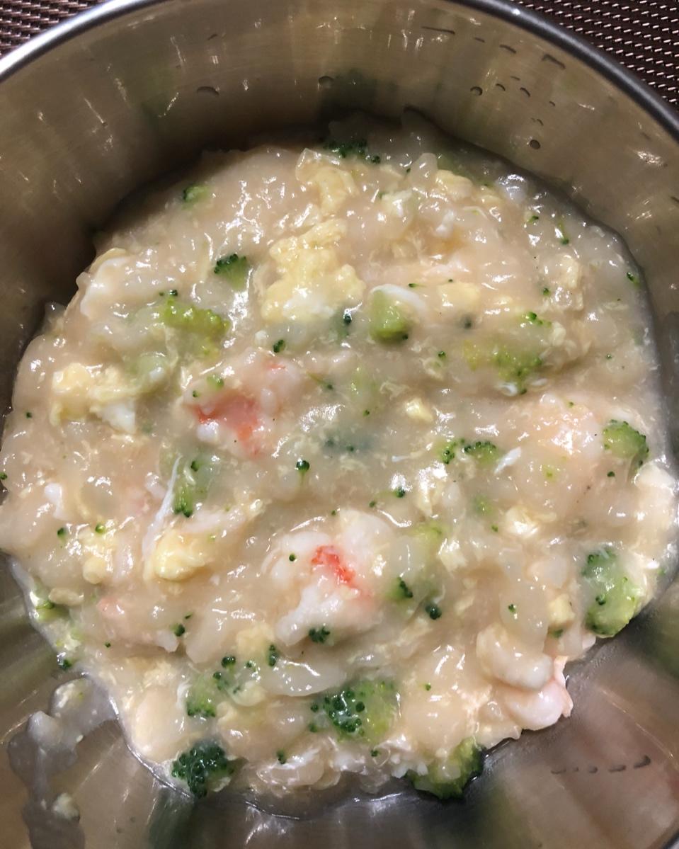 快手宝宝饭 鲜虾西红柿鸡蛋疙瘩汤