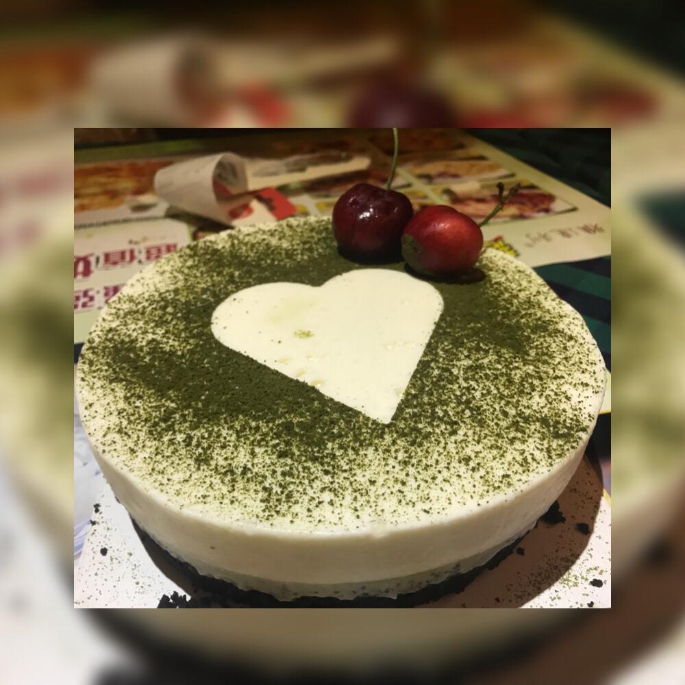 抹茶酸奶慕斯蛋糕