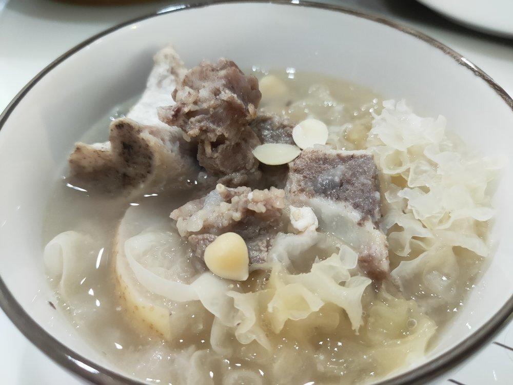 广式雪梨猪骨汤
