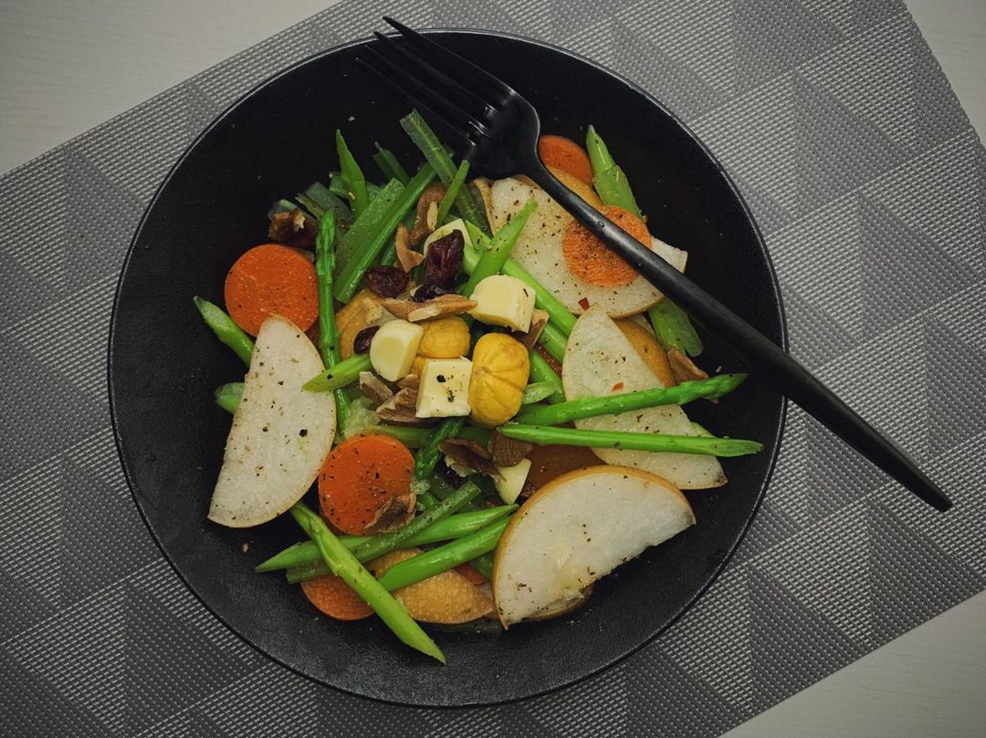 西芹苹果鸡肉沙拉