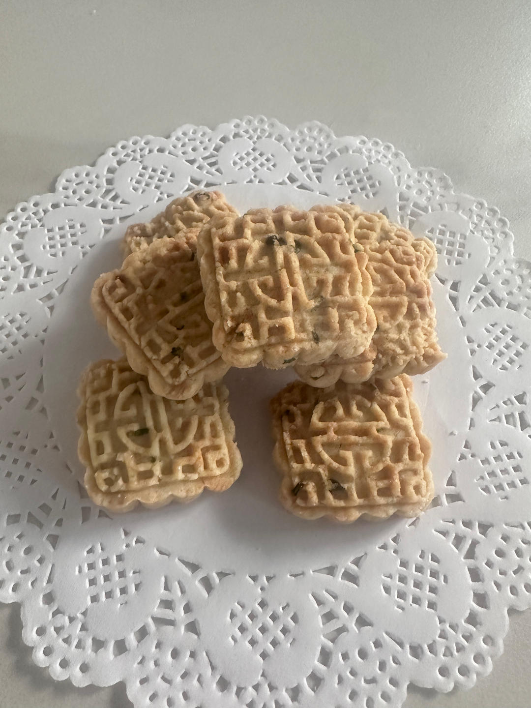 葱油小桃酥