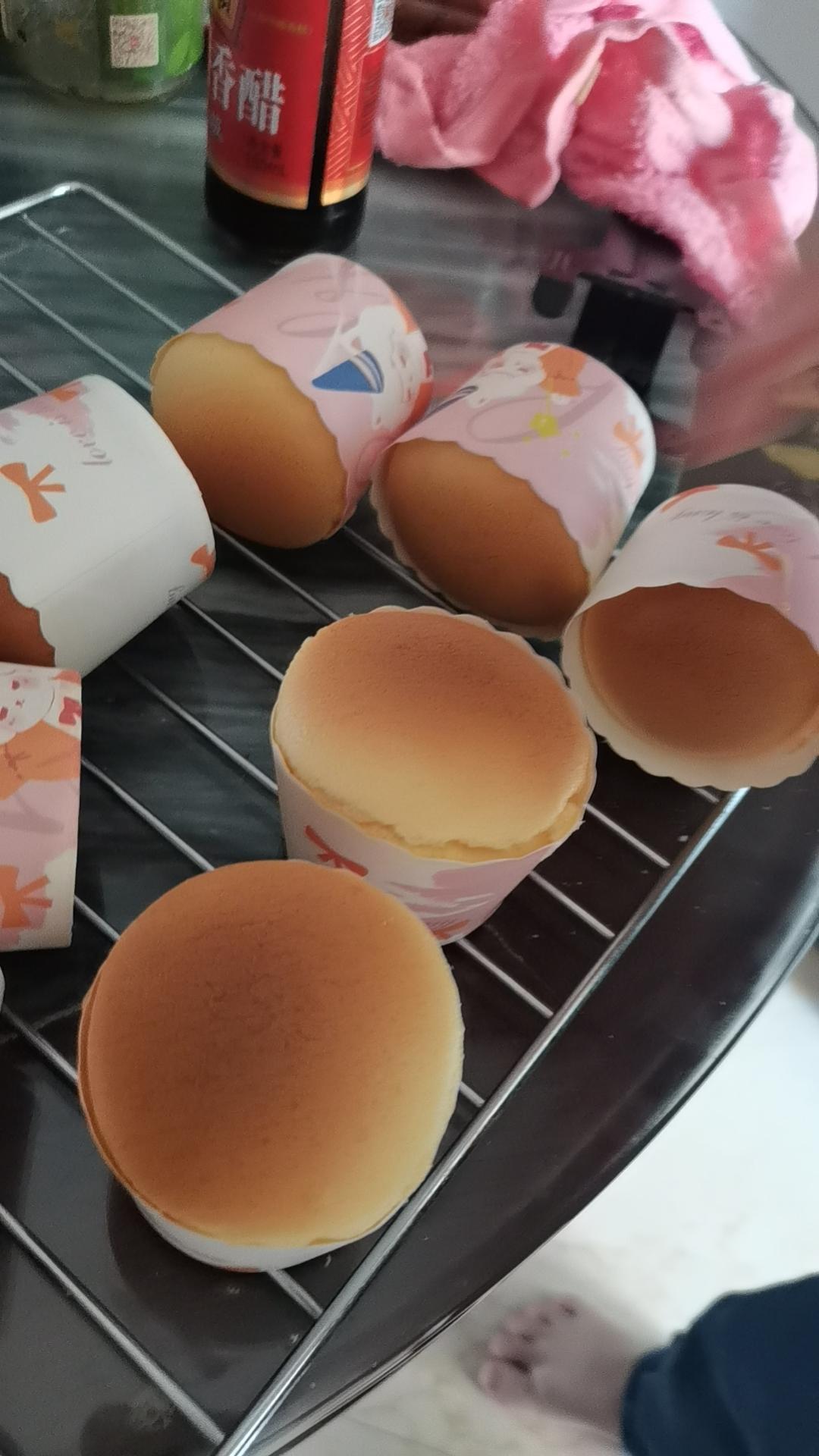 戚风小纸杯蛋糕