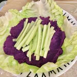 低卡低脂圆包菜紫薯无米饭团的做法 步骤4