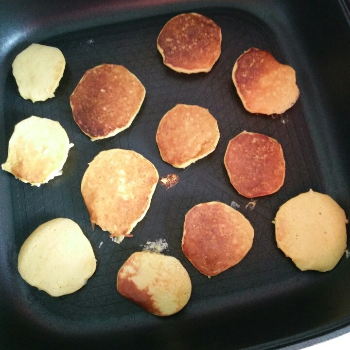 苹果松饼（一岁以上宝宝食用）