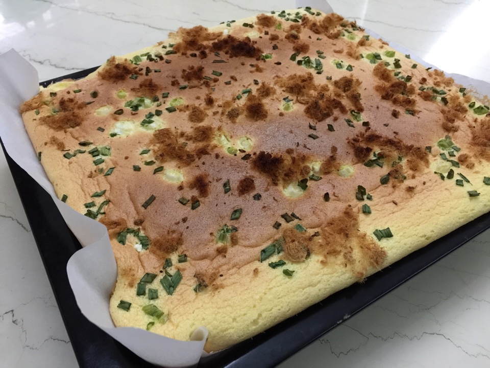 香葱肉松蛋糕卷