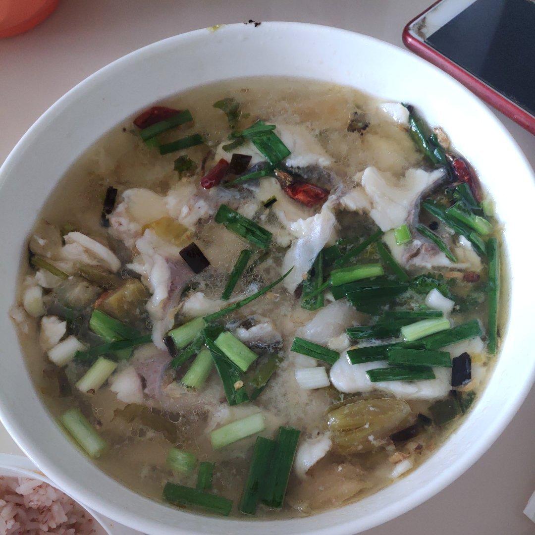 厨师长教你：“酸菜鱼”的传统做法，色香味俱全