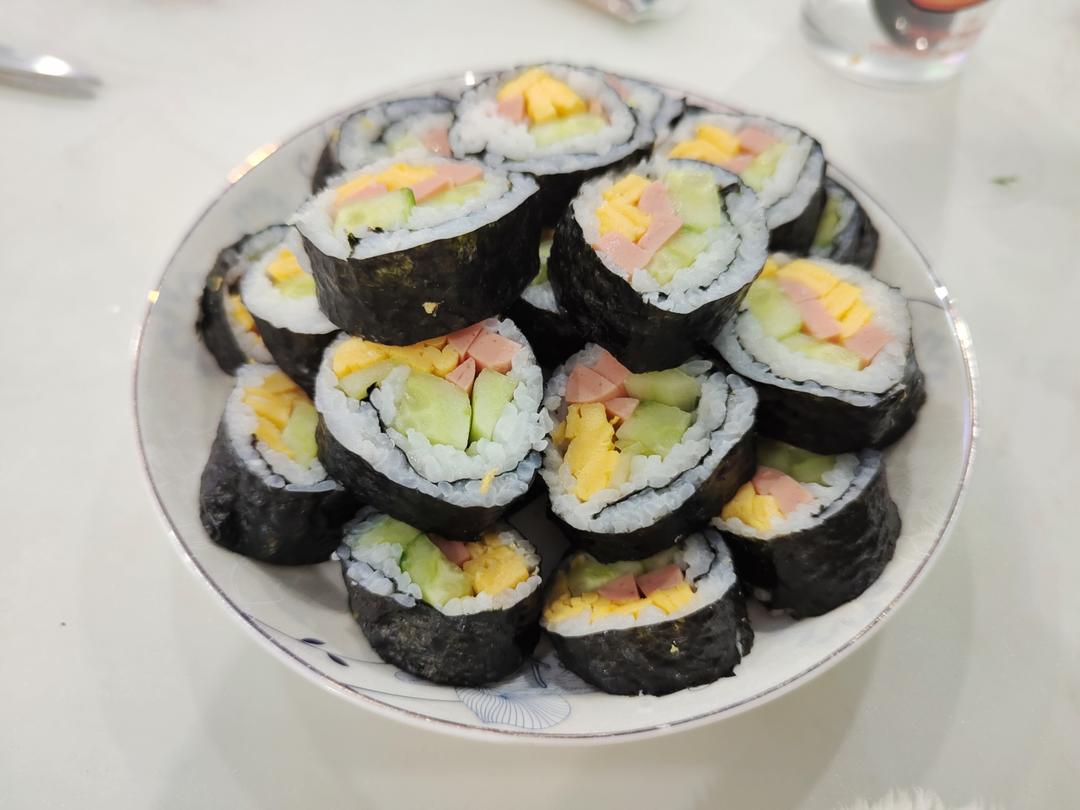 自制寿司（含寿司醋配方和超详细寿司卷法）