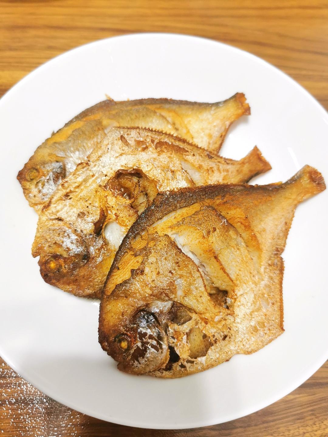 香煎鲳鱼