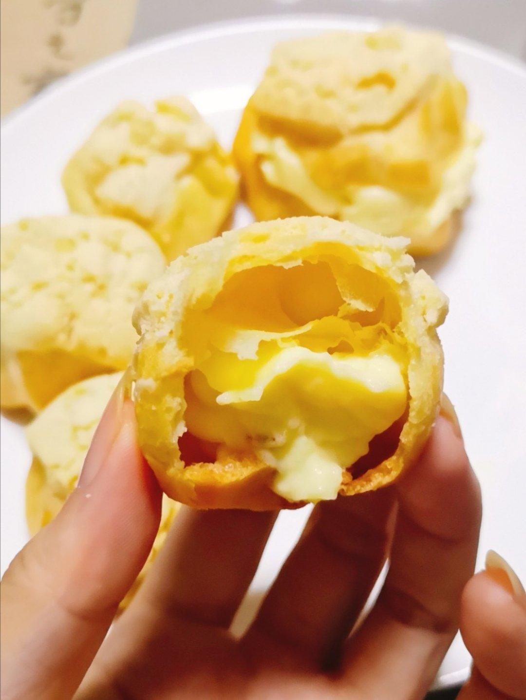 酥皮奶油泡芙--#皮黑森林#