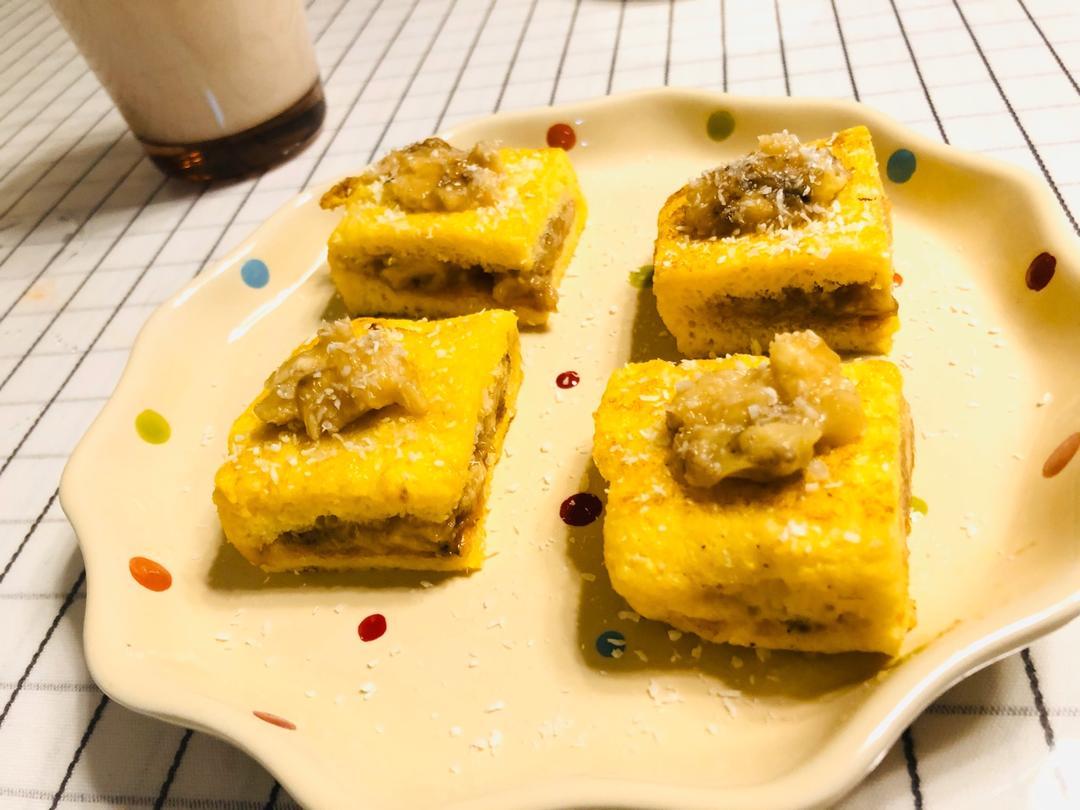 香蕉泥花生酱西多士