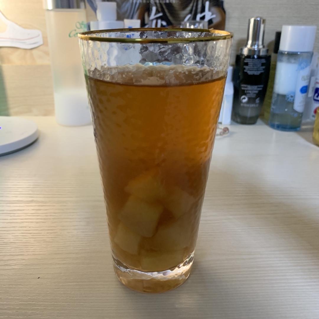 夏日清凉特饮-蜜桃乌龙茶