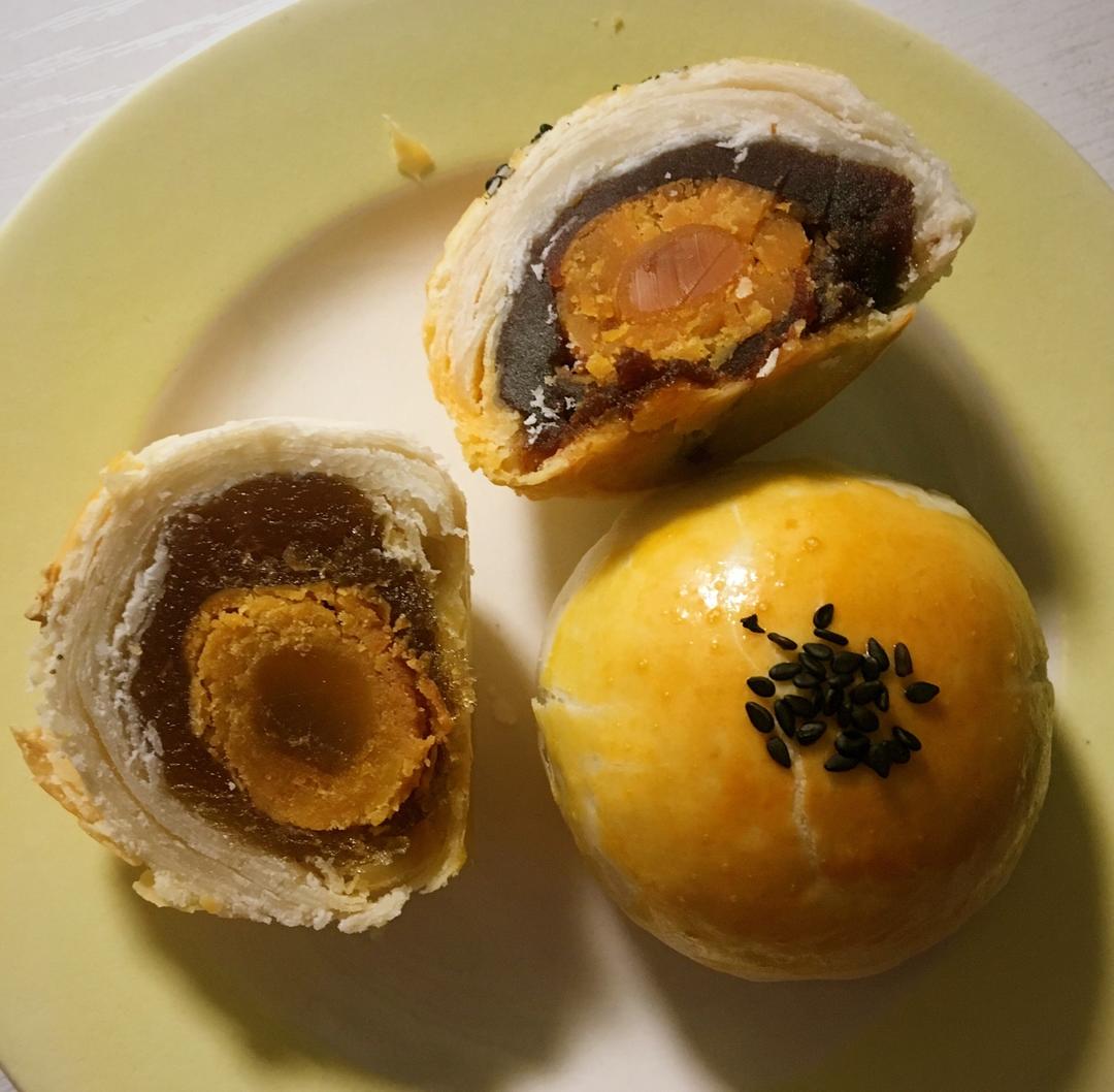 百吃不腻的蛋黄酥