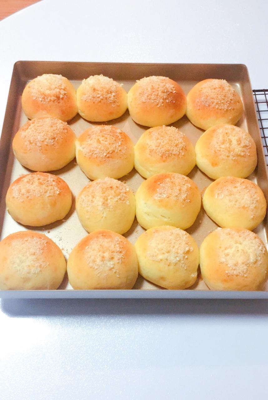 淡奶油椰蓉小餐包