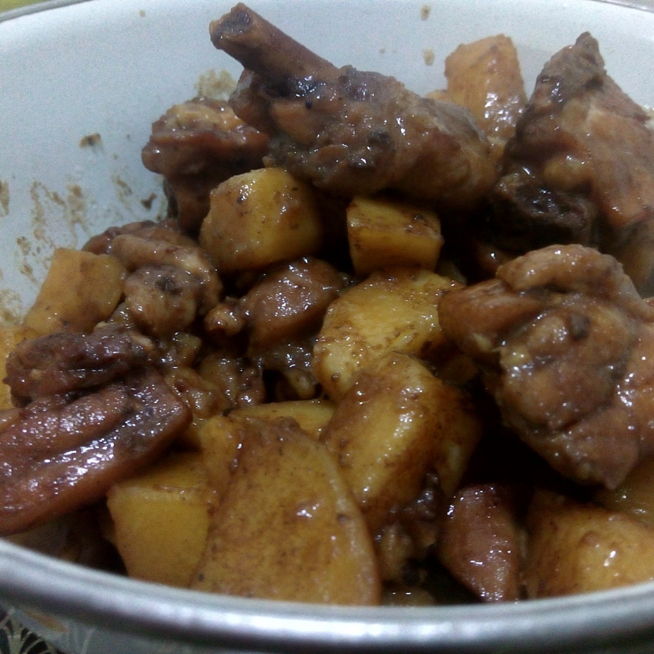 红烧鸡块炖土豆