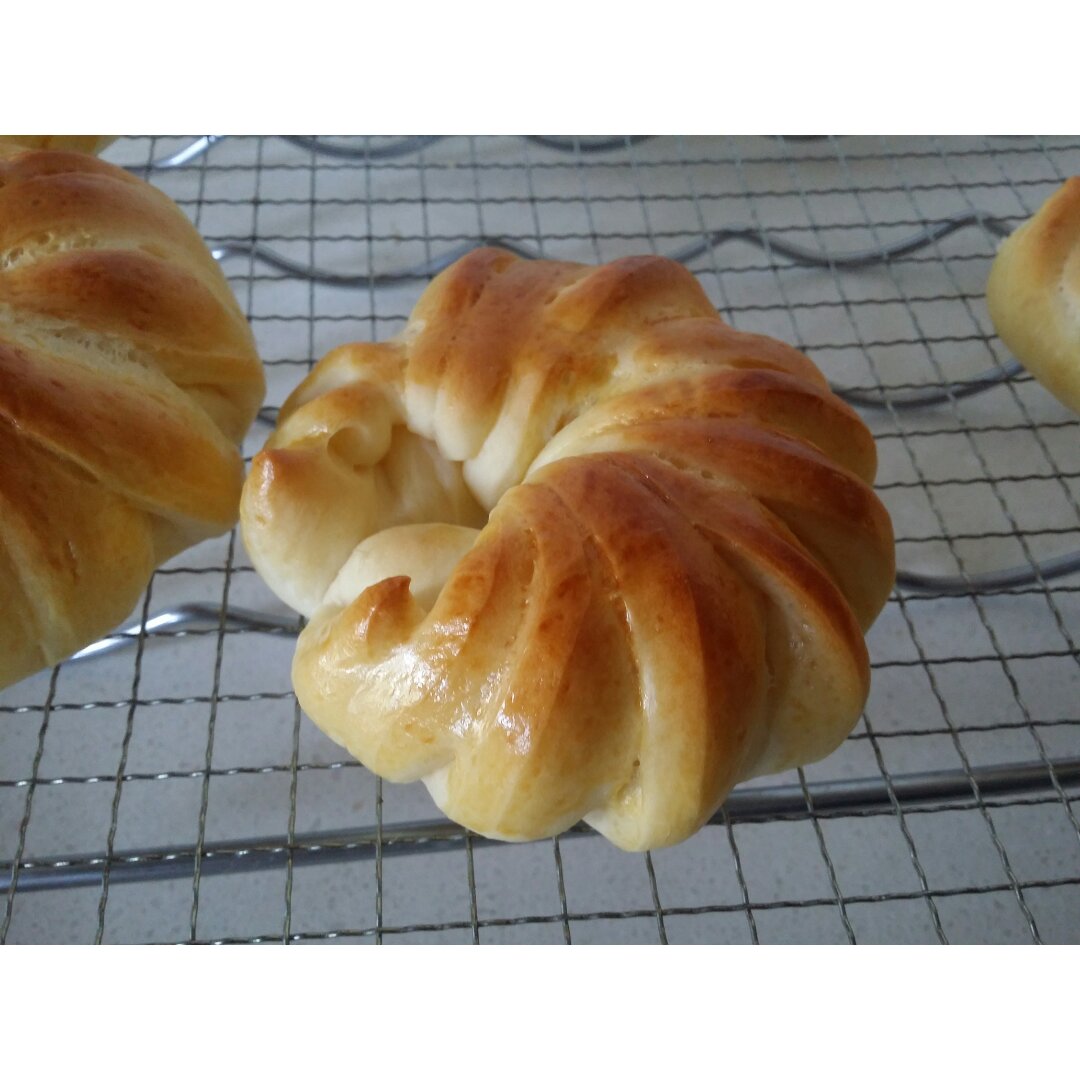 中种蜂蜜牛奶面包