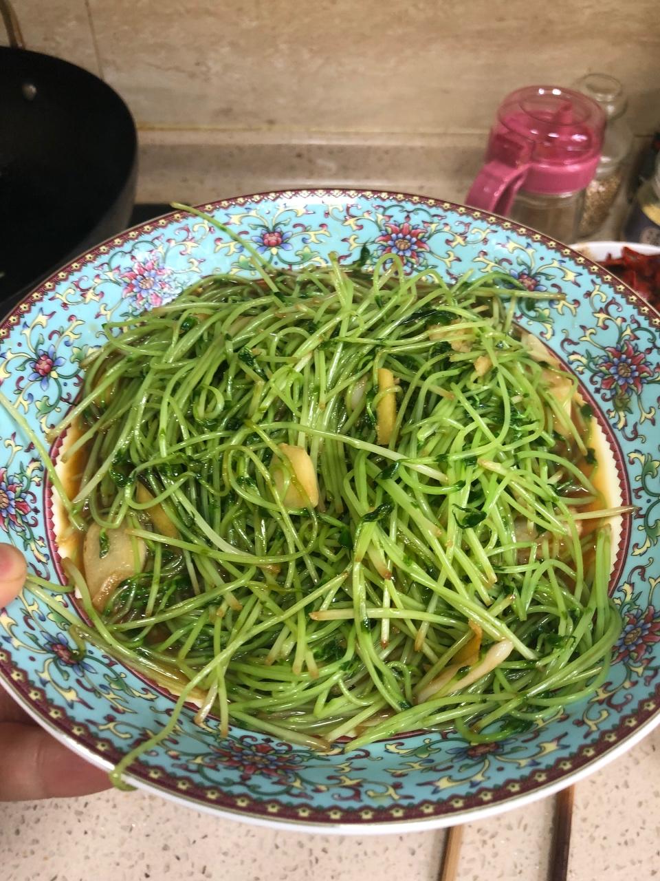 清炒豌豆苗的做法