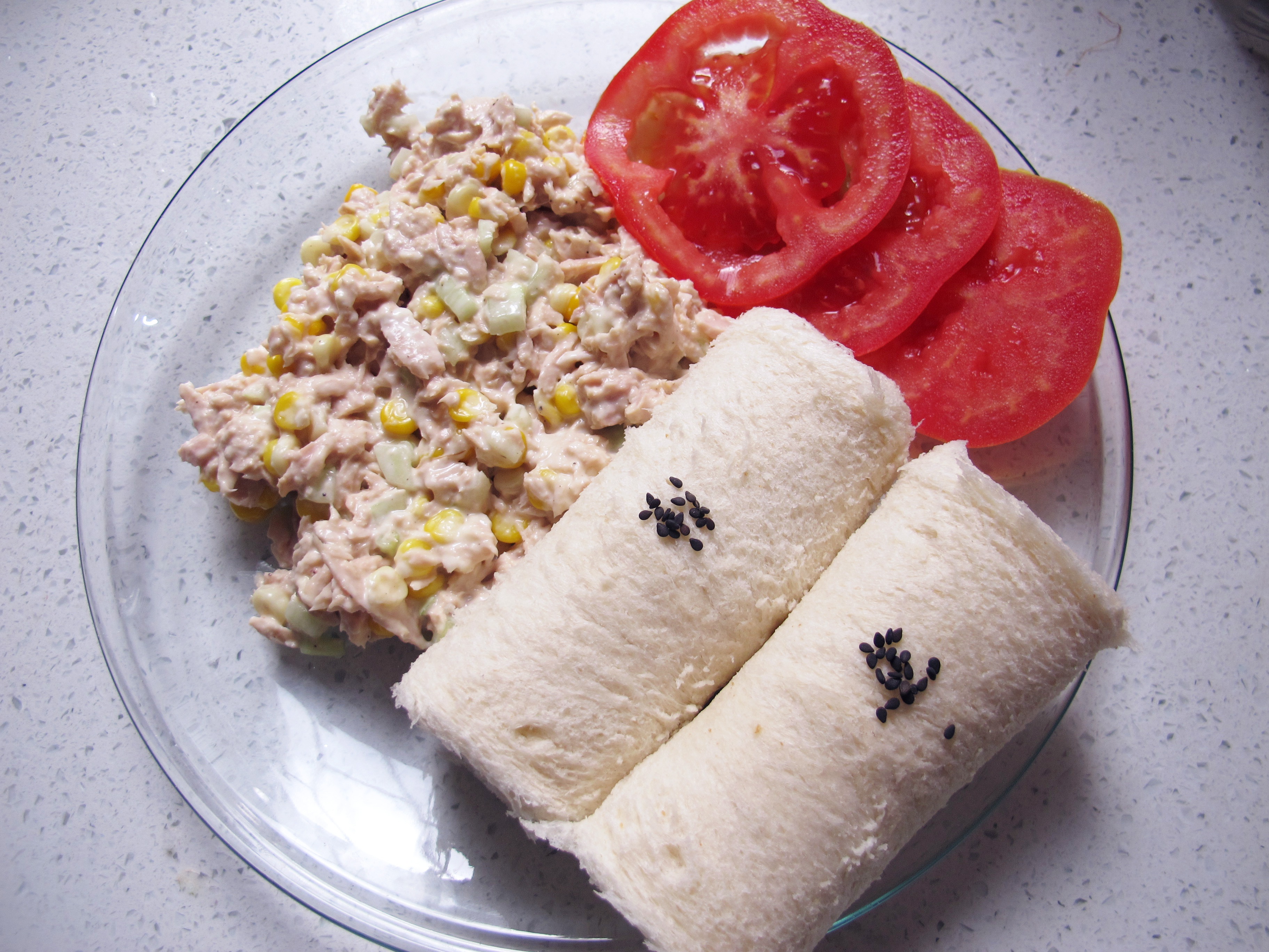 海苔鲜蔬吐司卷