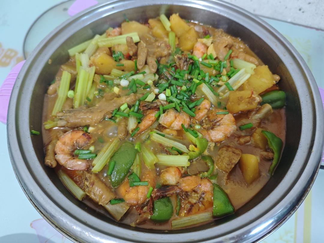 超美味的鸡爪明虾煲